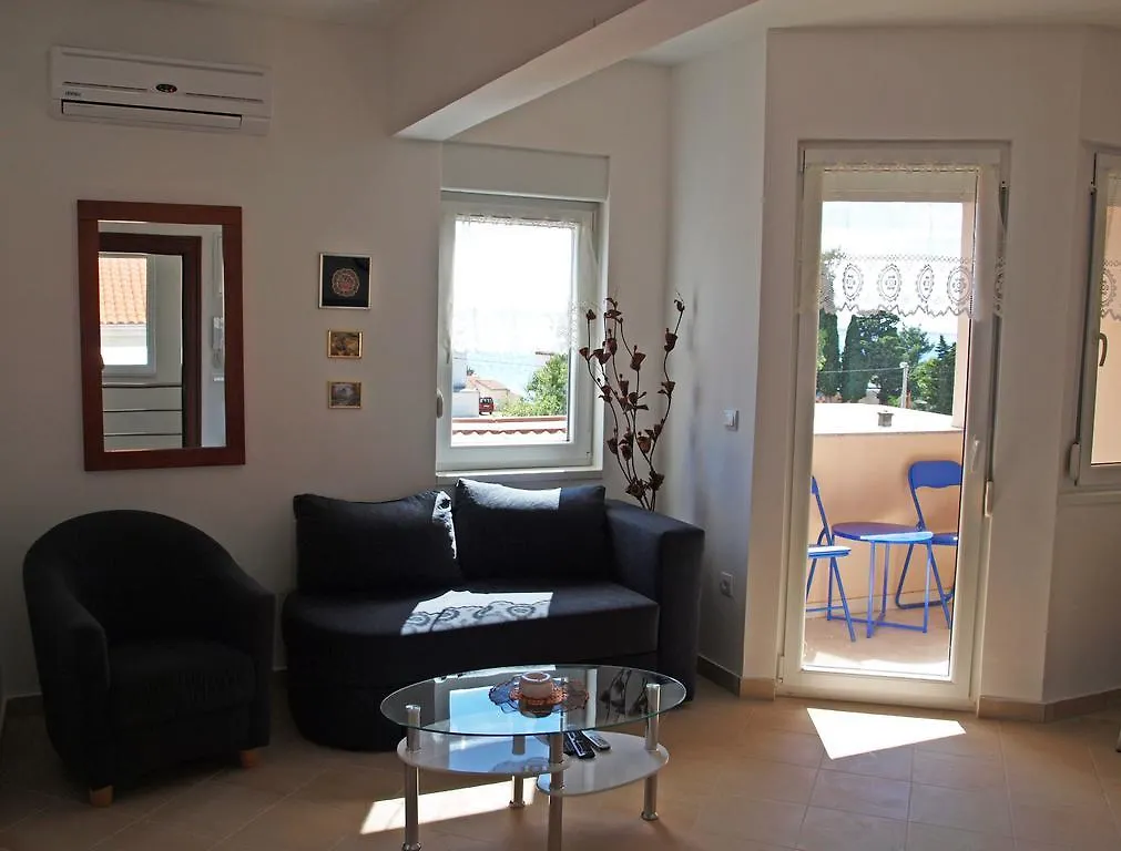 Apartments Nova Starigrad Paklenica