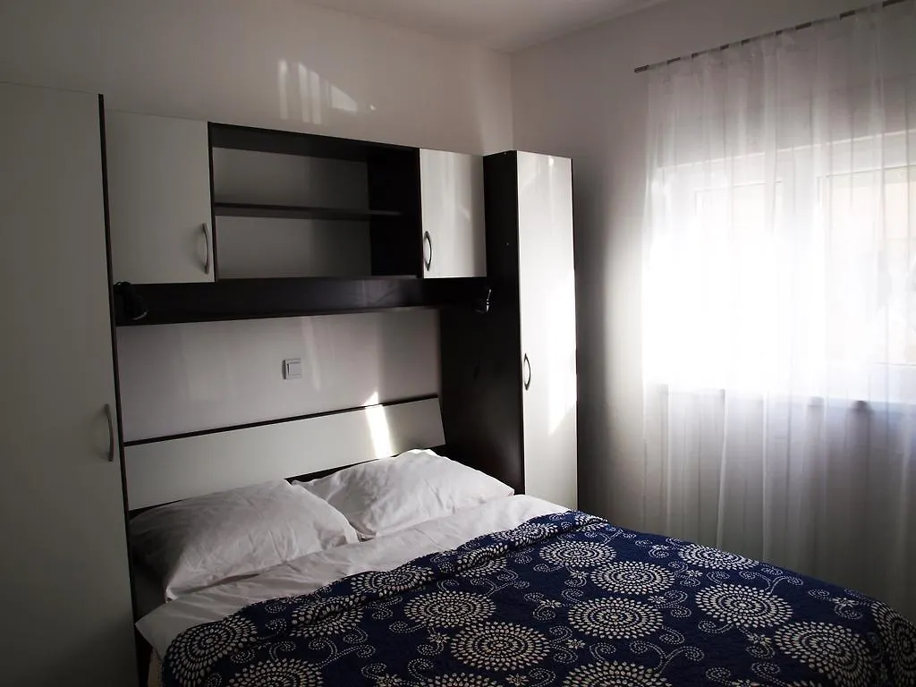 Apartments Nova Starigrad Paklenica